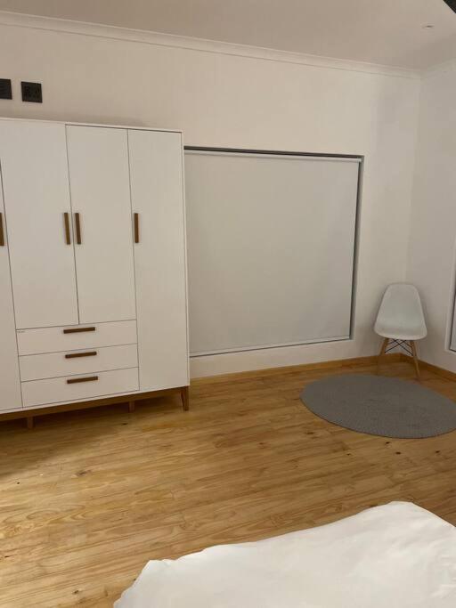 Swakopmund Private Room In Family Home ภายนอก รูปภาพ